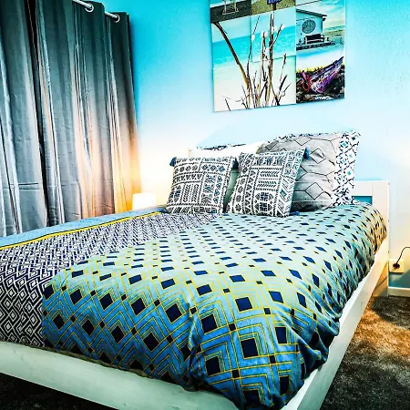 Leman Holidays - Le Blue Sky Apartment *